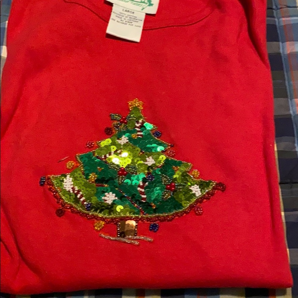 Quaker Factory Christmas shirt size large
